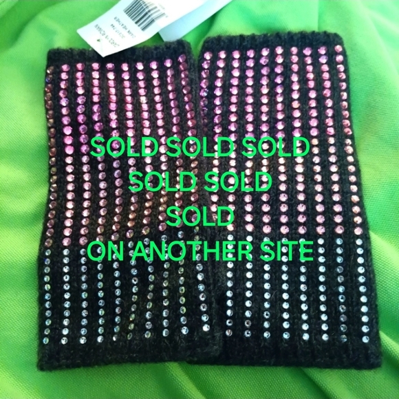 - - Carolyn Rowan Fingerless Gloves in Cashmere and Degrade Pink and … - Picture 1 of 10